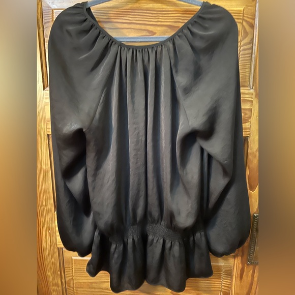 Michael Kors Black Dressy V-Neck Top Blouse Smocked Low Waist Peplum 1XL - Picture 6 of 7